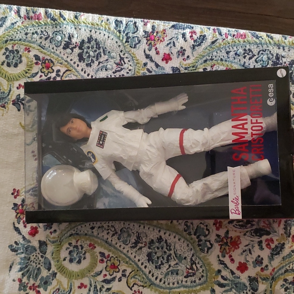 Barbie Signature Samantha Cristoforetti